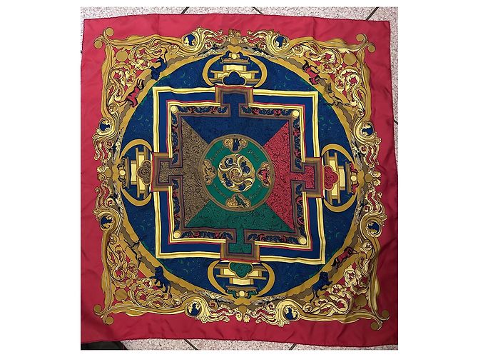 Hermès Seidentuch Solar Animals 90x90 Rot Mehrfarben