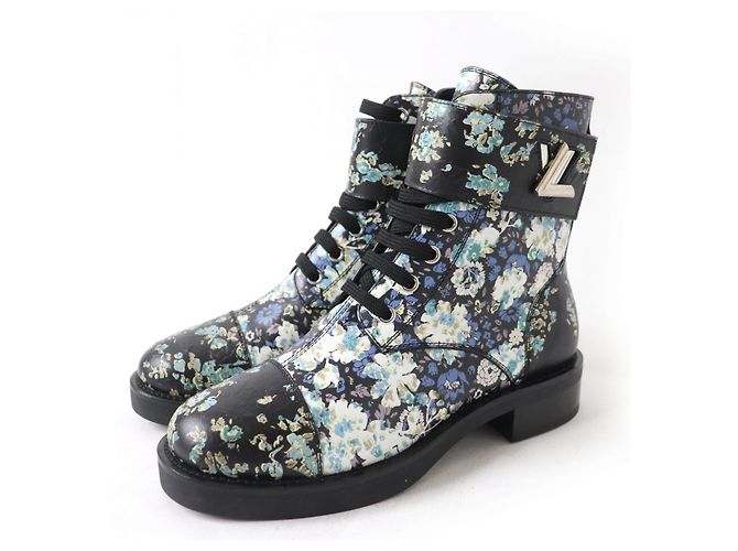 Botas curtas de couro floral Louis Vuitton 37