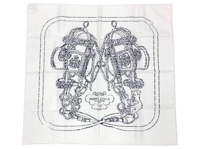 Hermès Hermes Silk Scarf in Black and White  ref.1709213