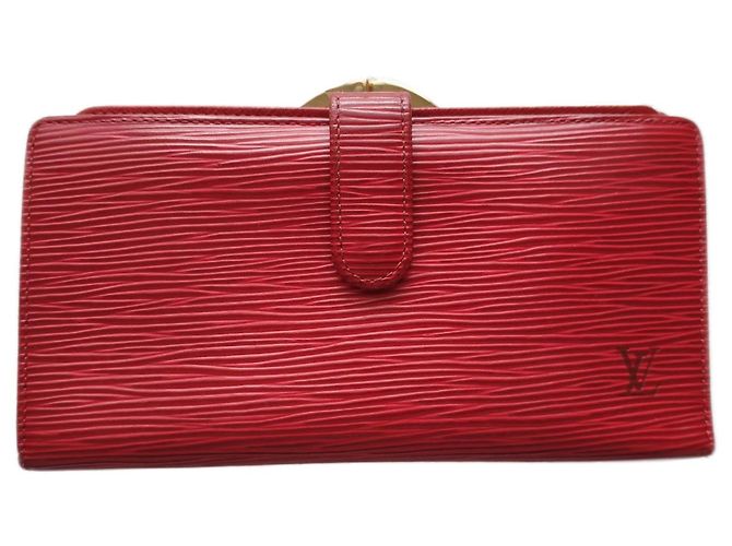CARTEIRAS DE COURO LOUIS VUITTON. Vermelho