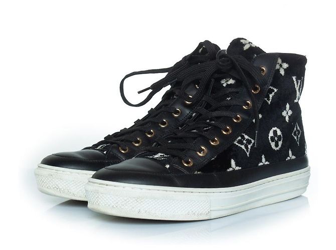 Louis Vuitton Stellar Monogram Samt Sneaker Schwarz