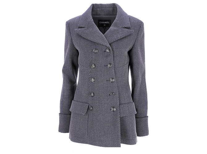 Timeless Chanel Double-Breasted Jacket in Grey Wool Black