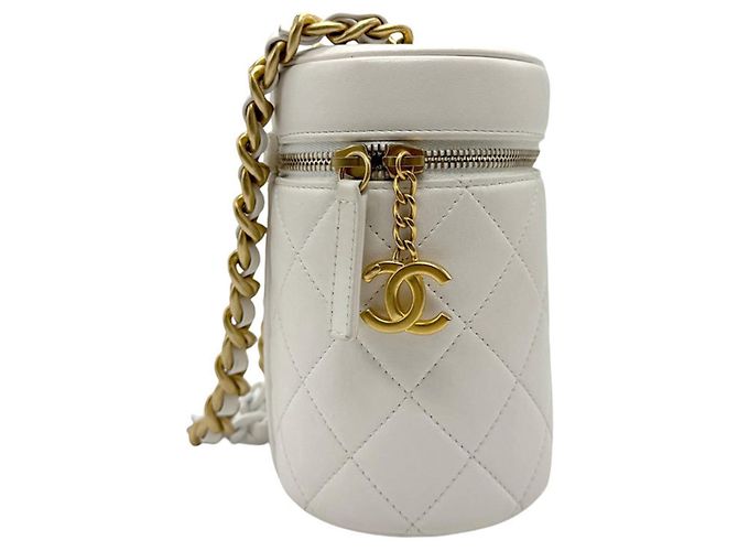 Chanel Vanity Weiß