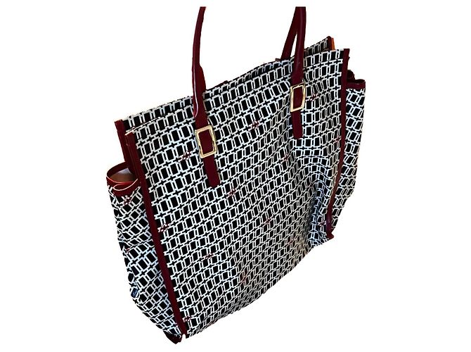Bolsa de mão Roger Vivier em couro branco