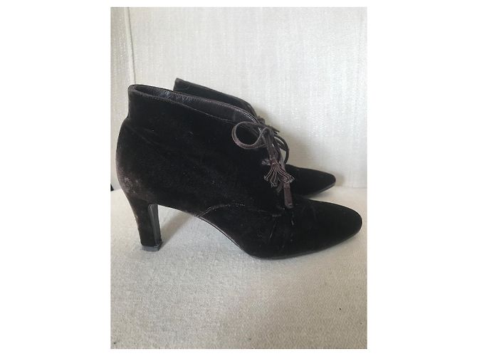 Botines CHANEL T.EU 37.5 Terciopelo Castaño