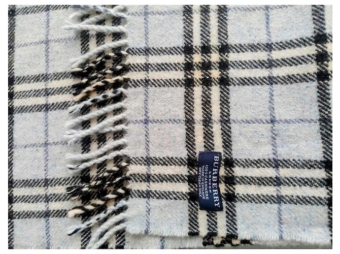 Burberry Check Schal aus Kaschmir Hellblau
