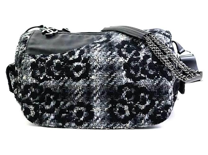 Timeless Chanel Camellia Tweed Shoulder Bag Brown Black White  ref.1726157