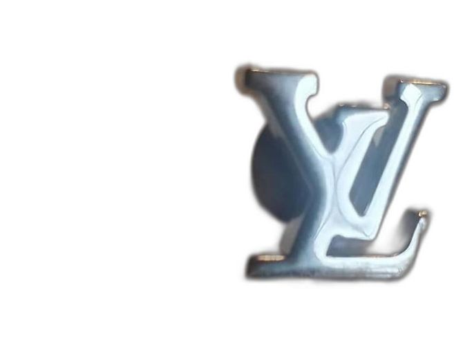 Louis Vuitton Alfinetes e broches Prata