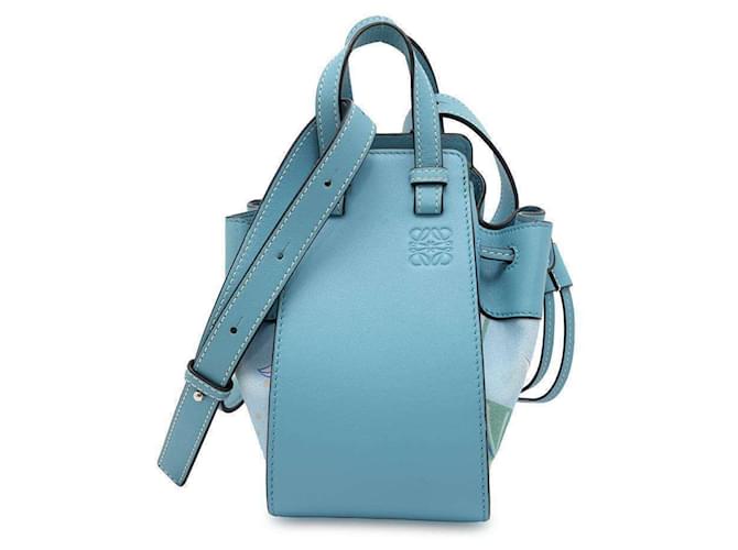 Loewe Handtasche Hammock aus Canvas und Leder 2 in 1 Schultertasche Hellblau Leinwand ref.1729921 Joli Closet