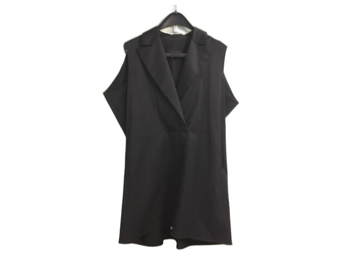 Mm6 Kleid aus schwarzer Wolle