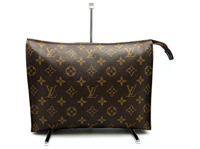 Poche Toilette 26 Louis Vuitton Marrom Couro envernizado Lona  ref.1746856