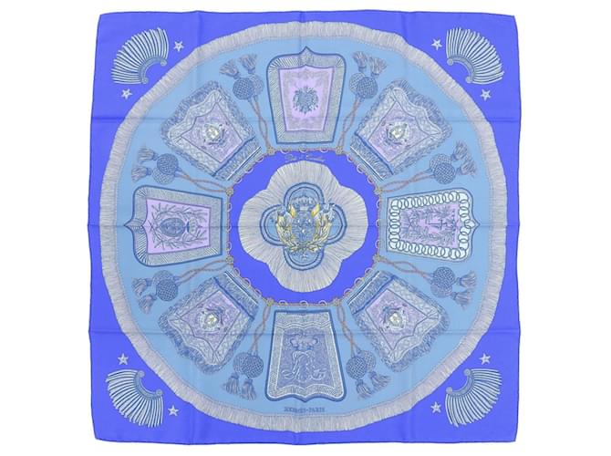 Écharpe en soie Hermès en bleu  ref.1746873