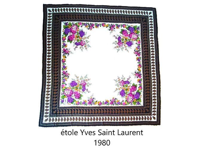 Stola Yves Saint Laurent in lana e seta crema Multicolore