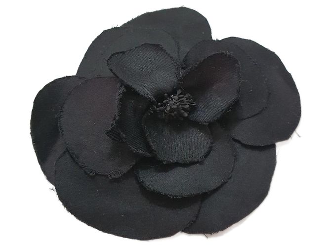 Spilla vintage Chanel camelia Nero