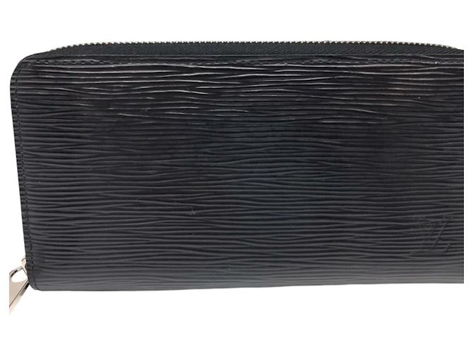 Cartera Zippy Epi M61857 de Louis Vuitton