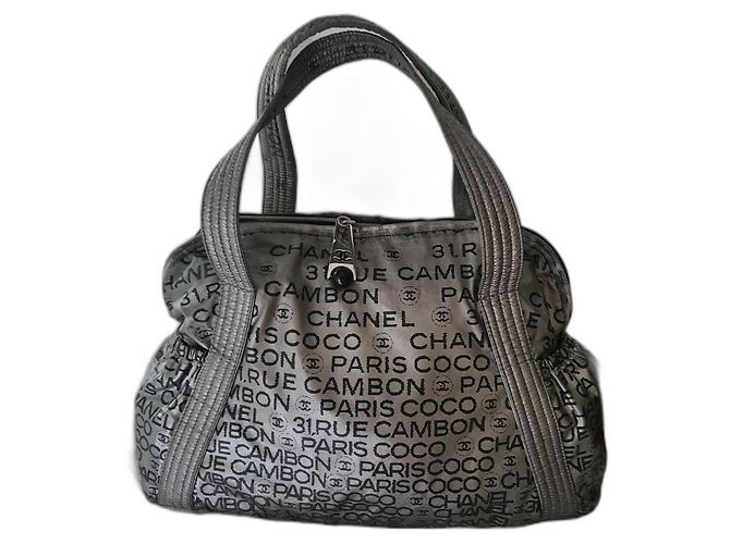 Bolsa grande Chanel Preto Prata Monograma