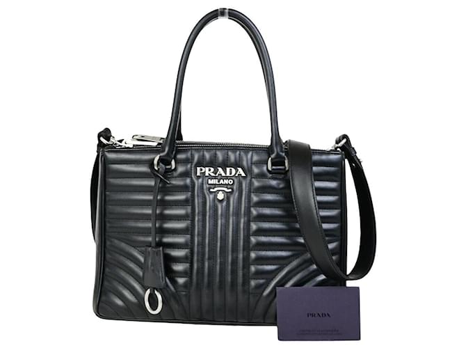 Prada Diagramme Black Leather ref.1754073 - Joli Closet