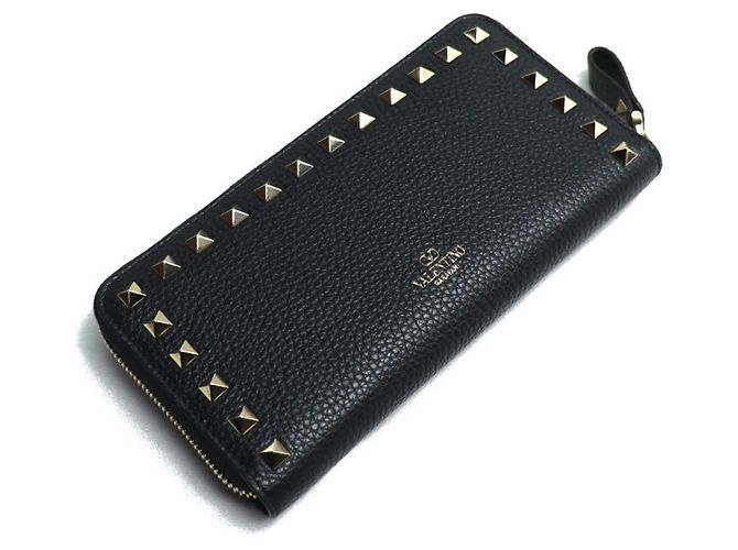 Valentino Garavani Rockstud Zip Wallet