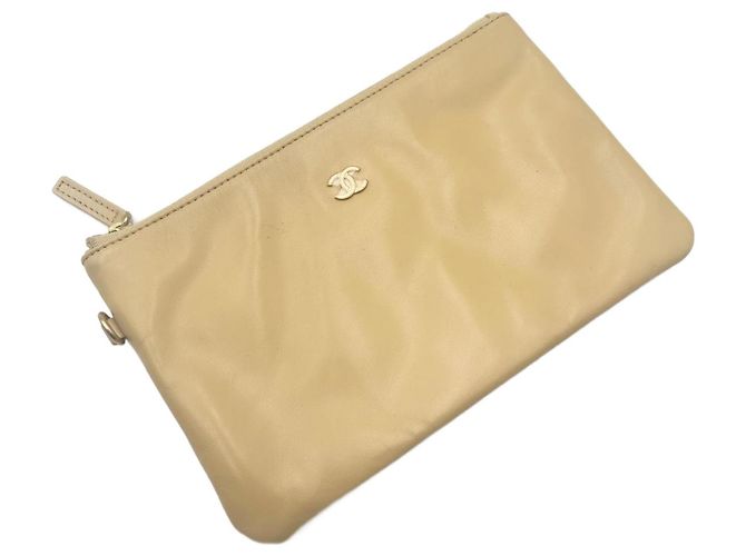 Chanel 22 Pouch aus beige Leder