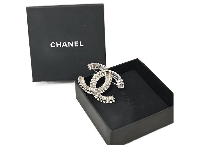 CHANEL Spille e fermagli T. Metallo Argento