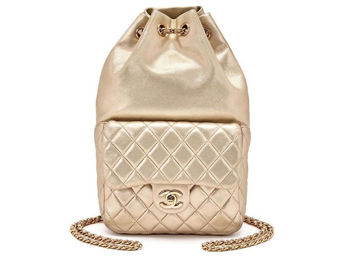 Chanel Metallic Gold Quilted Lammfell Rucksack Golden Gold hardware