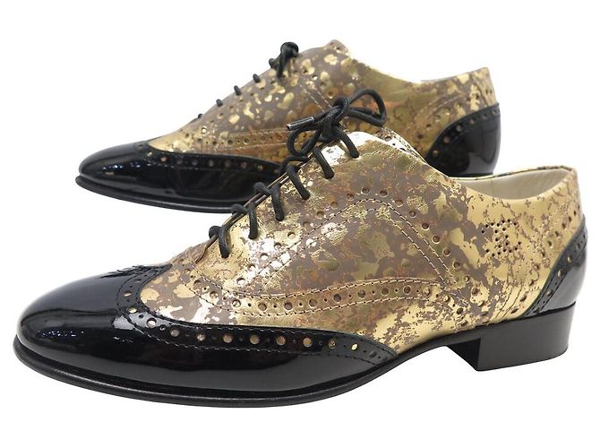 SCARPE CHANEL G31213 RICHELIEU 38 IN PELLE LUCIDA D'ORO E NERA