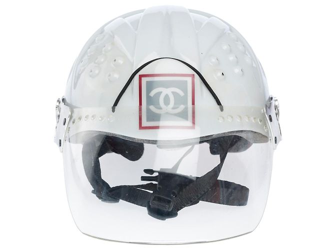 Autre Marque UNSIGNED White Plastic Accessory - 102237