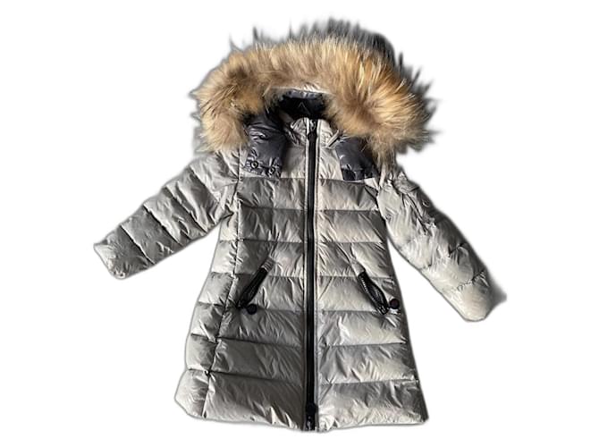 Moncler Girl Coats outerwear Grey Polyamide  ref.1771039