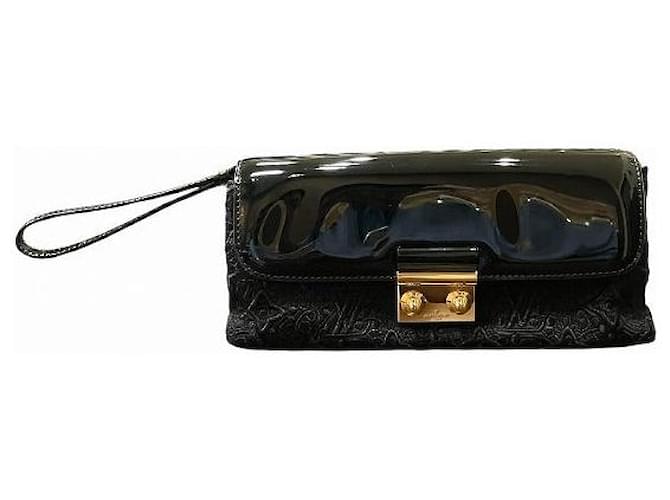 Clutch Dentelle Monogram da Louis Vuitton Preto Lona  ref.1772555