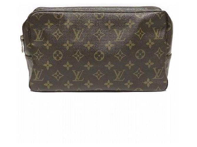 Louis Vuitton Monogram Toiletry Pouch Brown Cloth  ref.1773387