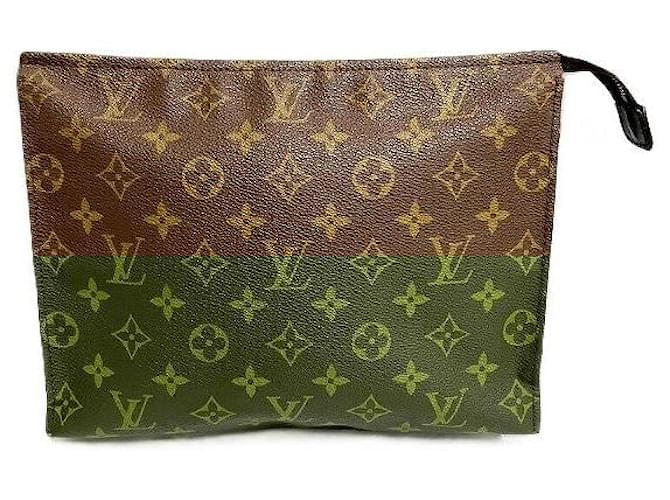 Clutch de Necessaire Monograma 26 da Louis Vuitton Marrom Lona  ref.1773536
