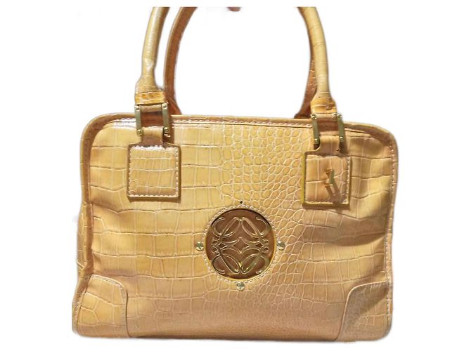 Bolsa Loewe Amazona de couro efeito crocodilo amarela Amarelo