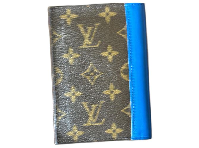 Louis Vuitton Monogram Leather Passport Holder