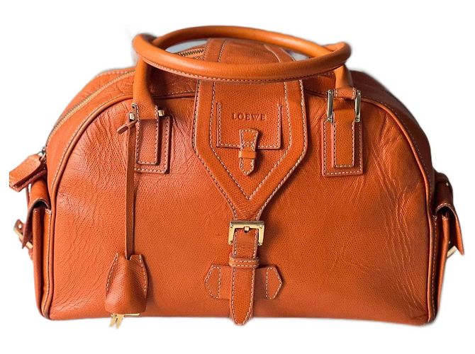 Loewe Amazona Handtasche hellbraun Pelz