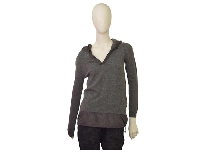 Moncler Top de malha com capuz em lã virgem cinza S