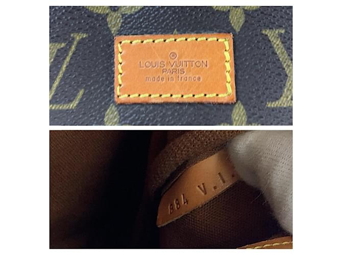 Louis Vuitton Monogram Saumur 35 Messenger Bag Brown Cloth  ref.1795993