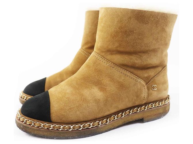 Botas cortas de ante Chanel 37