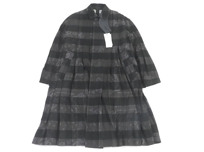 Autre Marque Oversized-Mantel mit Check-Logo-Druck von Sacai Eric Haze Anthrazitgrau