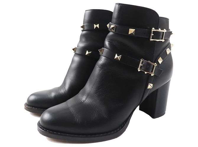 Botas curtas de couro Valentino pretas e douradas 35,5