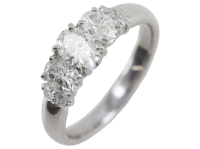 Autre Marque Pt900 Platinum Diamond Oval Ring Silvery 