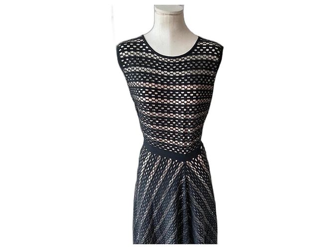 Escada Kleid mit 3/4 Ärmeln Schwarz und Beige Polyamid