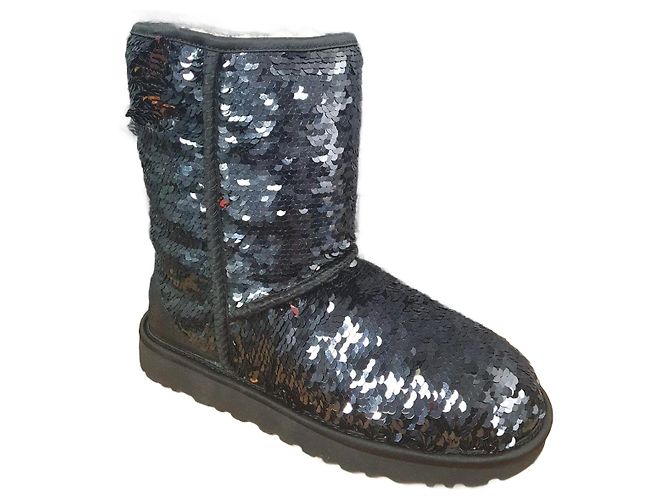 Ugg Classic Short Sequin Boots Schwarz Lammfell