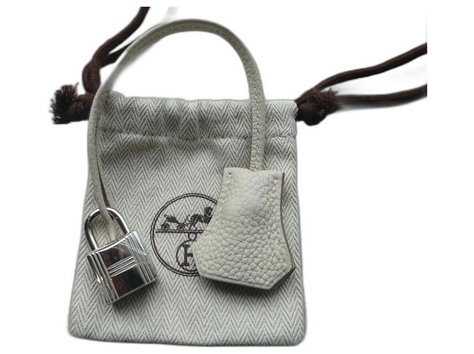 campana, tirador y candado hermès nuevo para bolsa hermès dustbag Blanco