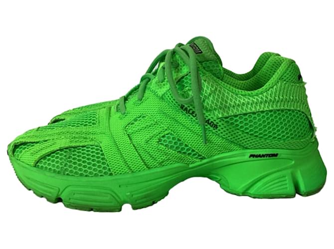 Everyday  Balenciaga Phantom Lace-Up Sneakers in Green Polyester Olive green  ref.1817330