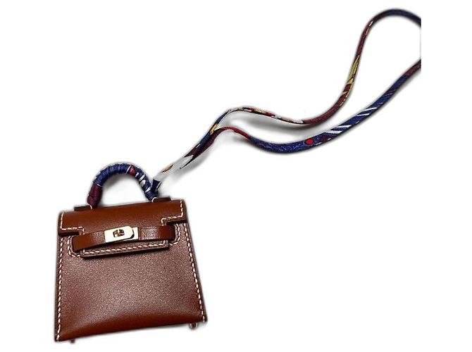 Hermès Kelly charm dark brown leather 