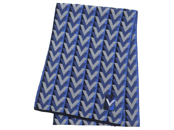 Louis Vuitton Wool Scarf M70301 Grey Cloth  ref.1826278