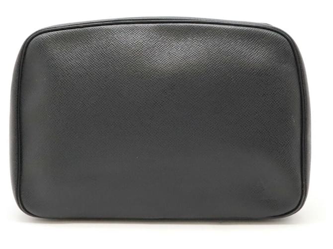 Pasta de toalete em couro Taiga Louis Vuitton Preto  ref.1827954
