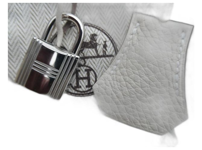 bell, pull tab and new hermès lock for kelly birkin 18cms dustbag box White 