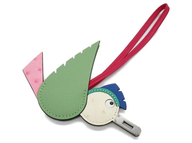 Hermès Charm Pájaro de Avestruz de Cuero Hermes Verde