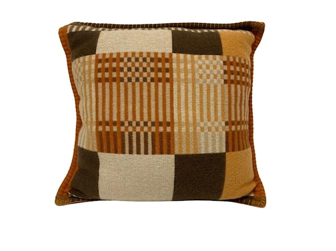 Hermès Hermes Beige and Orange Cashmere Wool Cushion  ref.1838545